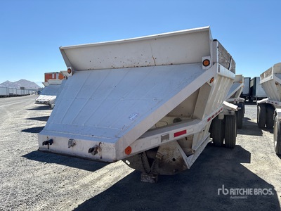 1989 Fruehauf S/A Lead Belly Dump Trailer