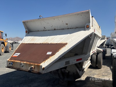 1989 Fruehauf S/A Lead Belly Dump Trailer