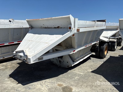 1987 Fruehauf 20 ft S/A Lead Belly Dump Trailer