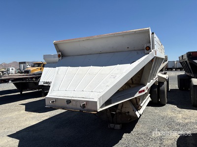1987 Fruehauf 20 ft S/A Lead Belly Dump Trailer