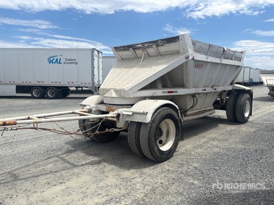 1968 Fruehauf 20 ft T/A Turntable Pup strooi aanhangwagen