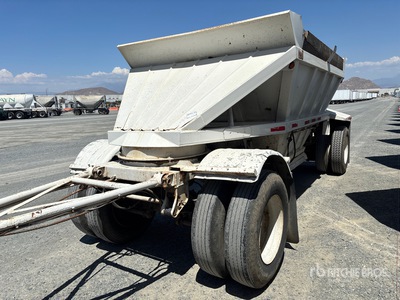 1989 Gallaty 20 ft T/A Turntable Pup Belly Dump Trailer
