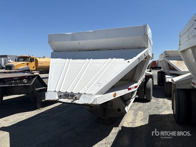 1967 Garwood S/A Lead Belly Dump Trailer