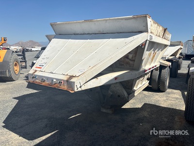 1993 Stric S/A Lead Belly Dump Trailer