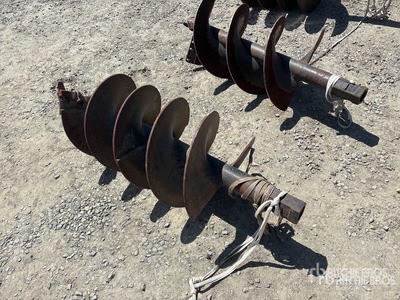 Quantity of (8) Auger Bit