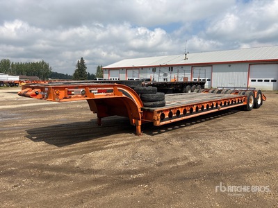 1979 Columbia 16-Wheel Lowboy Trailer