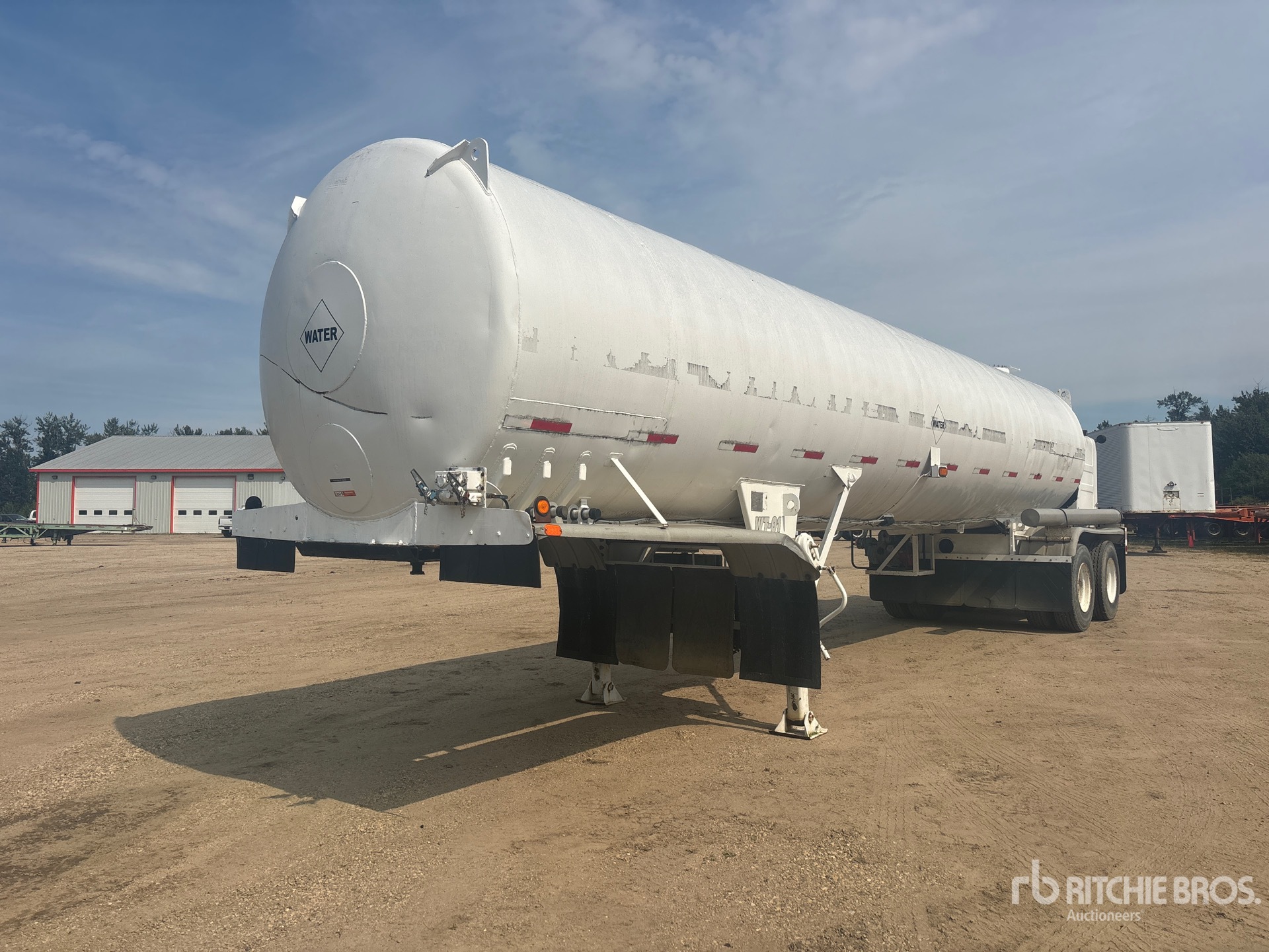 1974 Hutchen T/A Water Tank Trailer