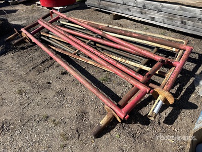 Quantity of (2) Miscellaneous Steel Tubular Panel Ogrodzenie