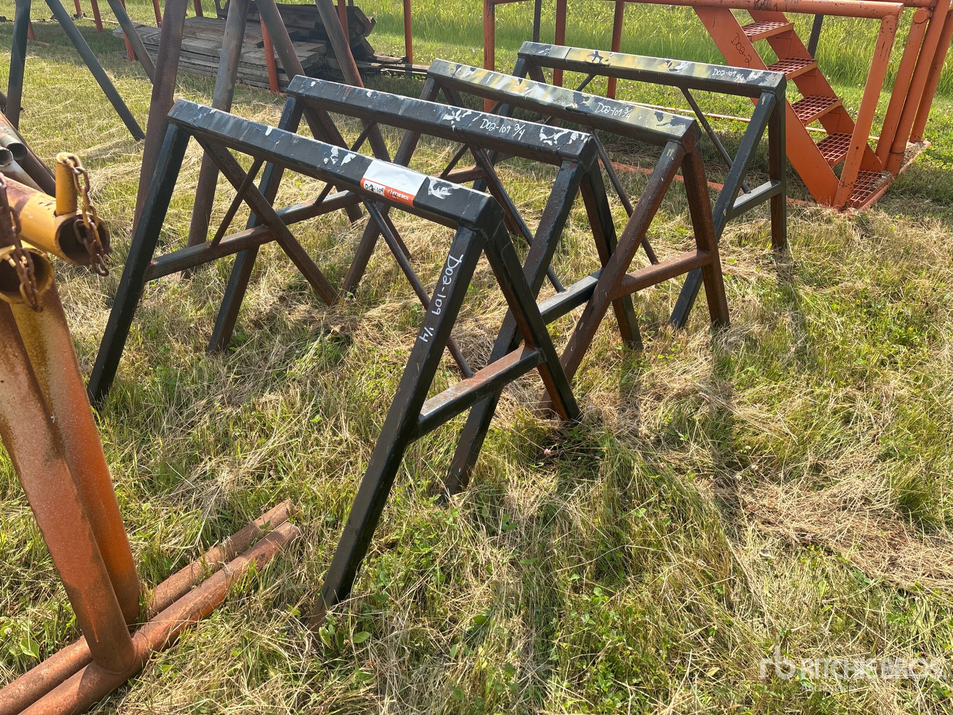 Quantity of (4) Metal Stands
