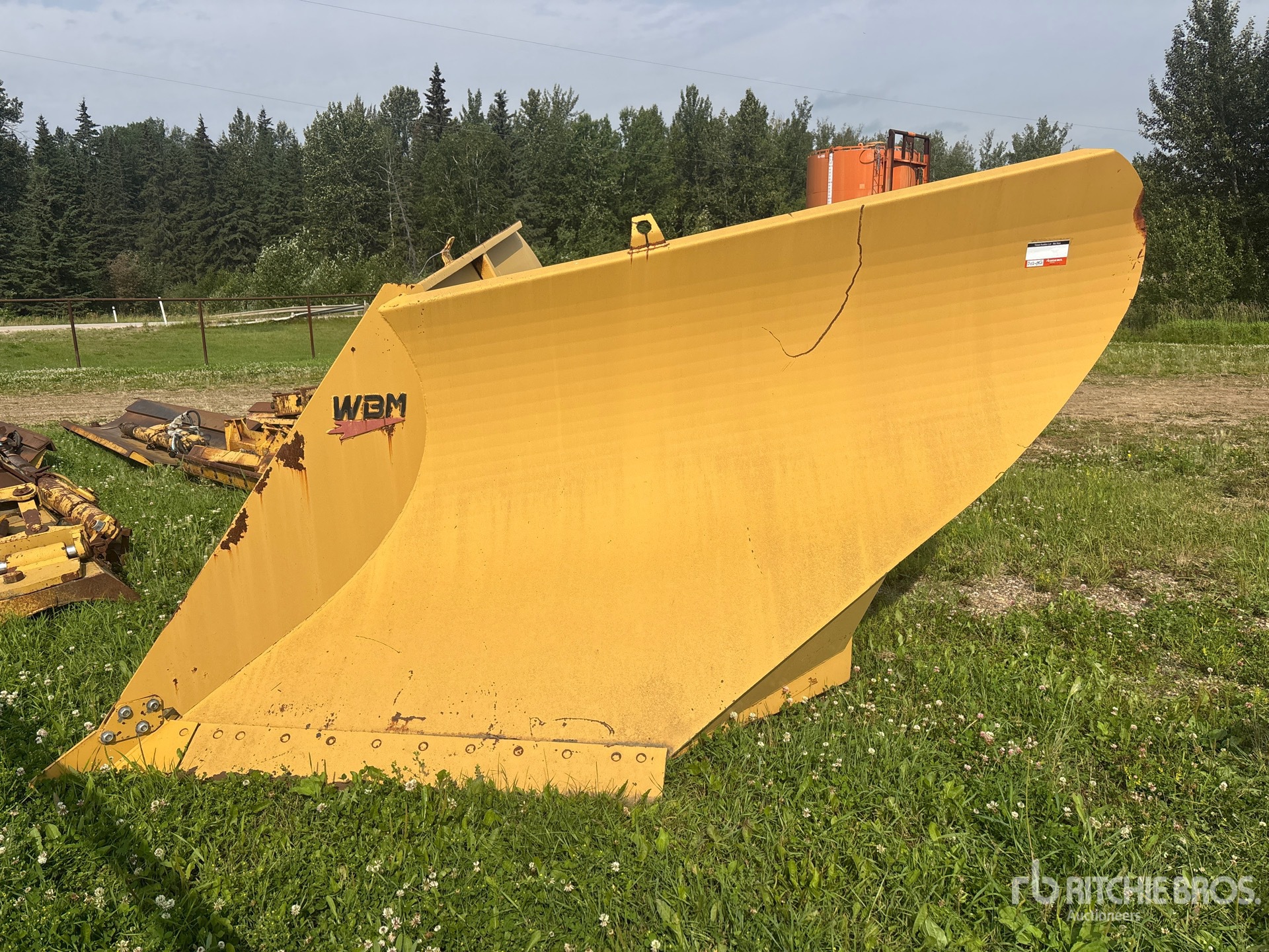 Weldco 144 in V-Plow Motor Grader Blade - Fits Cat 140G