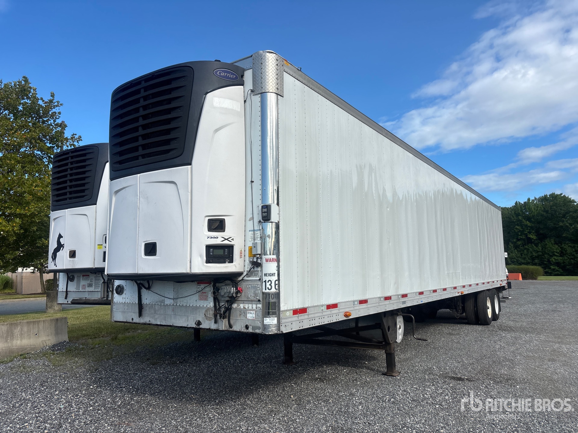 2017 Utility VS2RA 48 ft x 96 in T/A Refrigerated Trailer