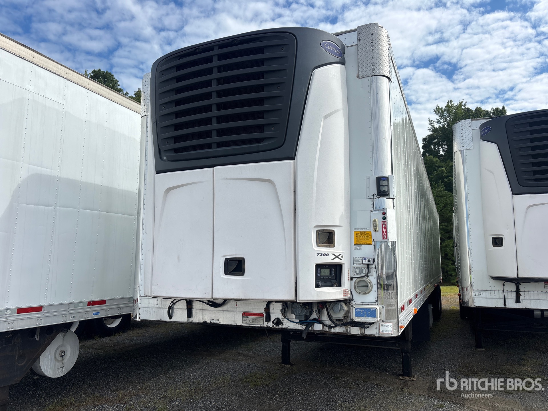 2016 Utility VS2RA 48 ft x 102 in T/A Refrigerated Trailer