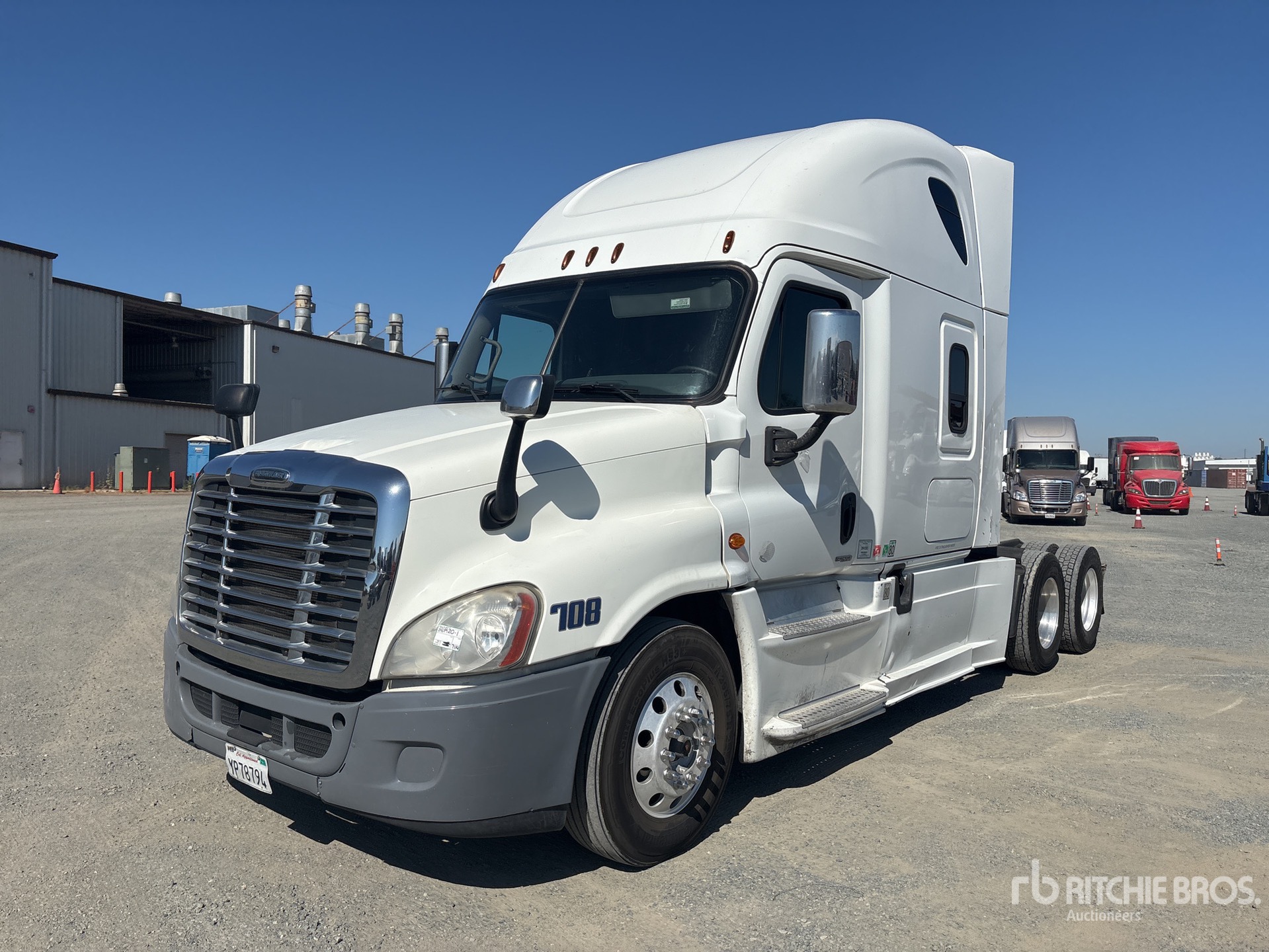 2017 Freightliner Cascadia 125 6x4 T/A Sleeper Truck Tractor