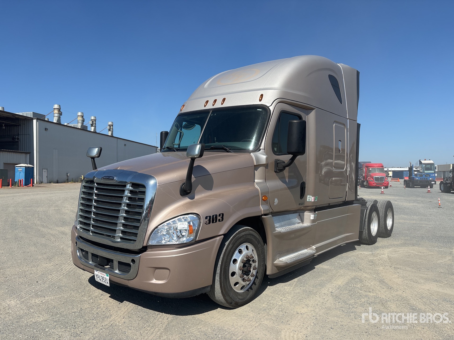 2017 Freightliner Cascadia 125 6x2 T/A Sleeper Truck Tractor