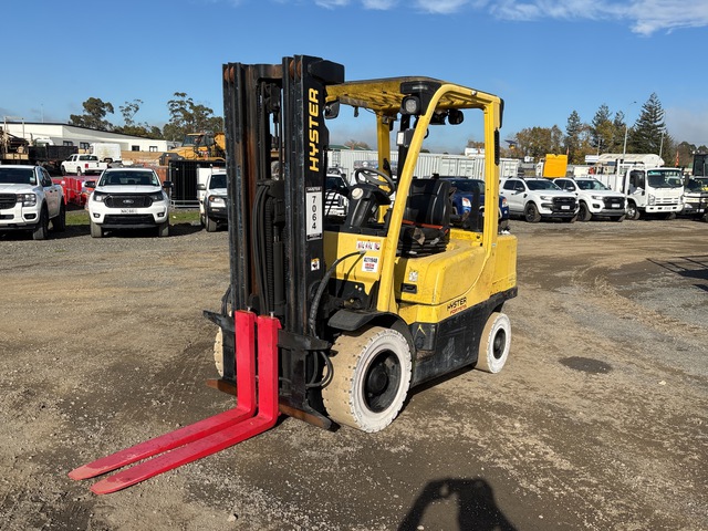 2017 Hyster H3.0FT Forklift