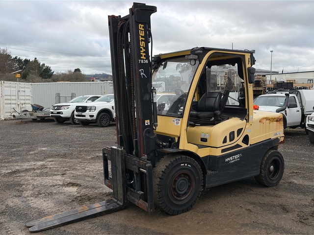2019 Hyster H 5.5 FT Forklift