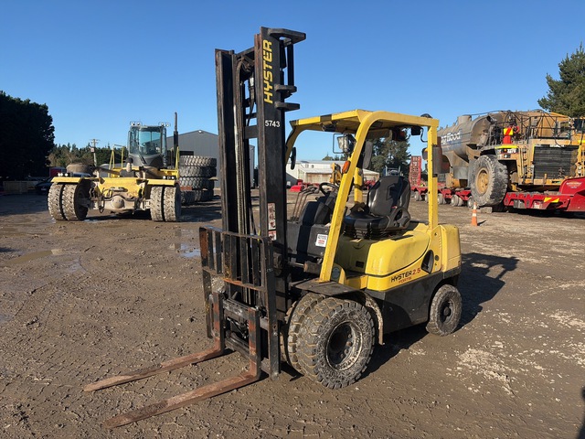 2011 Hyster H2.5TX-98 Forklift