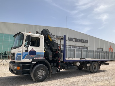 2000 MAN 19.314 FLC 4x2 Camion plataforma con grua