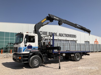 2000 Effer 335-6S on 2000 MAN 19.314 FLC 4x2 Ciężarówka z platformą i dźwigiem