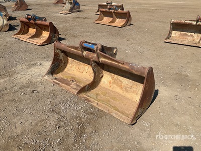 Keen 1800 mm Cleanup Excavator Bucket
