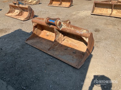 Strickland 1800 mm Cleanup Excavator Bucket