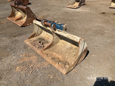 Strickland 1800 mm Cleanup Excavator Bucket