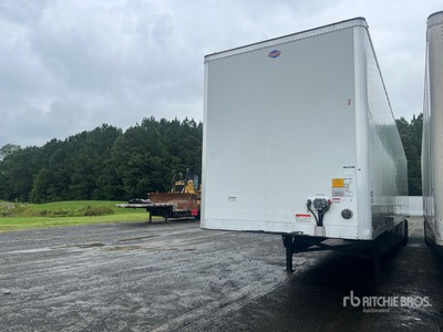 2024 Utility 53 ft x 102 in Sliding T/A バントレーラー