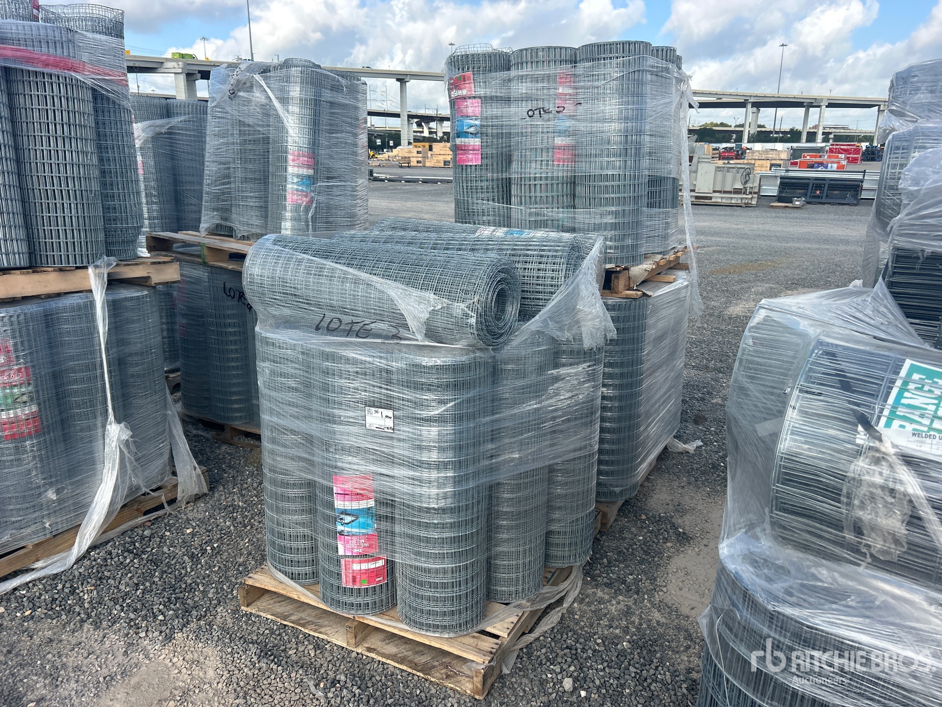 Quantity of (3) 100 ft of 1 in x 2 in x 36 in Galvanized Welded Fence (Unused)
