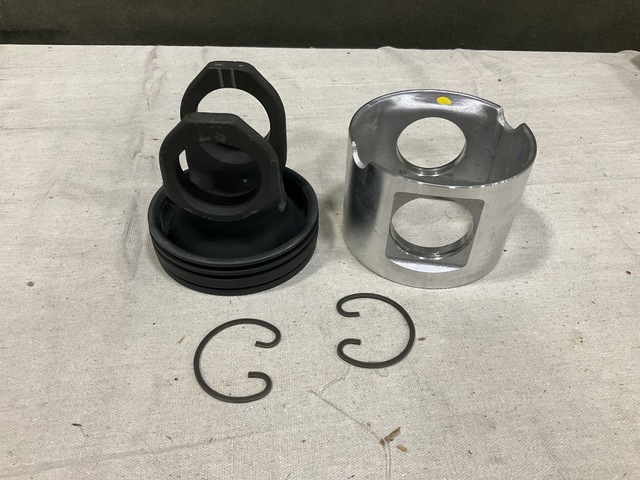 (32)Truck Country of Wisconsin DDE R23532552 Engine Piston Assembly Parts Kits (32)Truck Country of Wisconsin DDE R23532552 Engine Piston Assembly Parts Kits