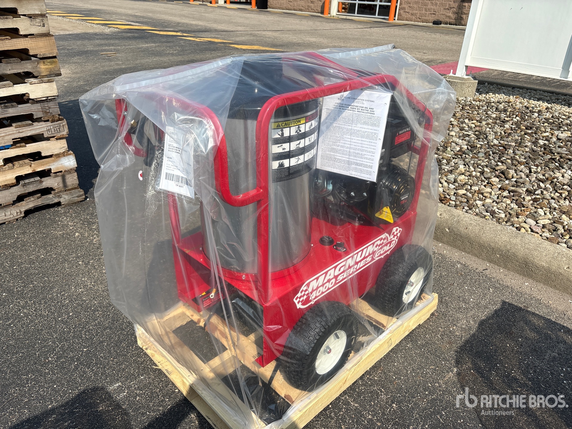 Easy-Kleen Magnum Gold Pressure Washer (Unused)