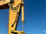 Hydraulics with Bucket Cylinder