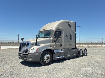 2018 Freightliner Cascadia 125 6x4 Cabina con cuccetta per trattore stradale