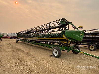 2023 John Deere HD50R 50 ft Hinged Draper Cabezal de cosechadora trilladora