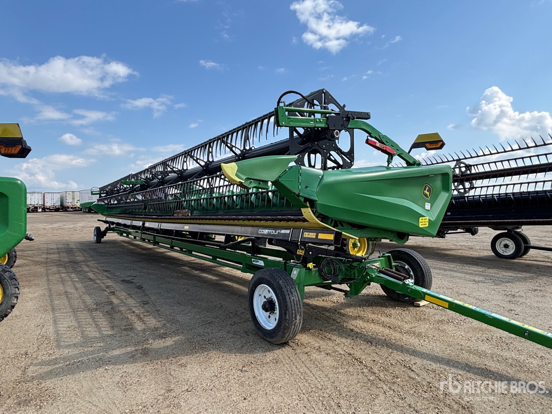 2023 John Deere HD50R 50 ft Hinged Draper Combine Header