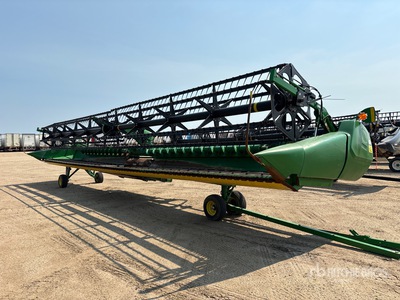 2010 John Deere 640D 40 ft Draper Combine Header