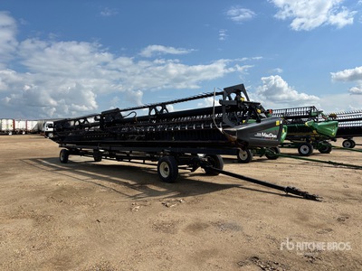 2012 MacDon FD70 45 ft Flex Draper Combine Header
