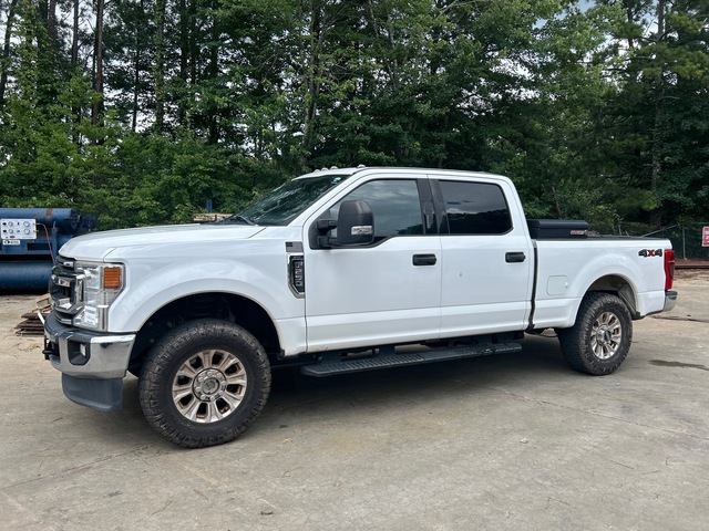 2020 Ford F-250 XLT 4x4 Crew Cab Pickup 2020 Ford F-250 XLT 4x4 Crew Cab Pickup