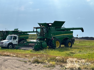 2015 John Deere S680 Moisonneuse-batteuse