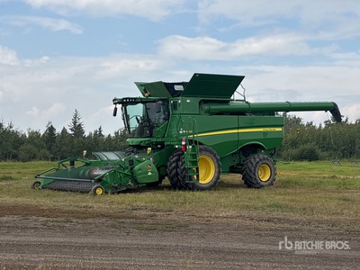 2015 John Deere S680 Moisonneuse-batteuse