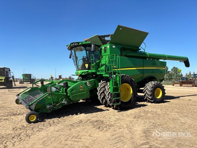 2016 John Deere S690 Maaidorser