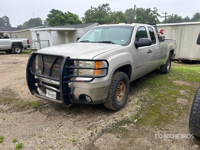 2008 GMC 2500HD Sierra SLE 4x4 Extended Cab Pickup