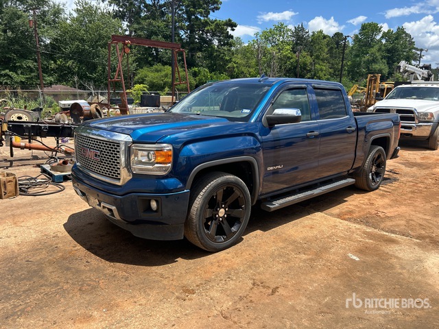 2015 GMC 1500 Denali 4x4 Crew Cab Pickup