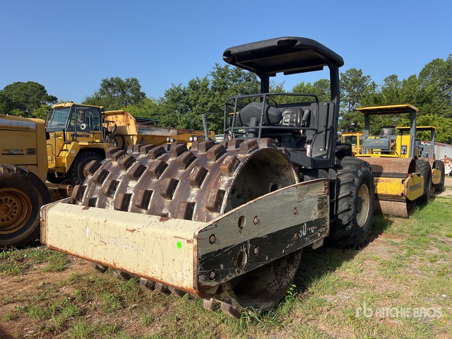 2004 Ingersoll Rand SD-100F TF Padfoot Drum Compactor