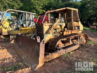 1988 Komatsu D68P-1 Crawler Dozer (Inoperable)