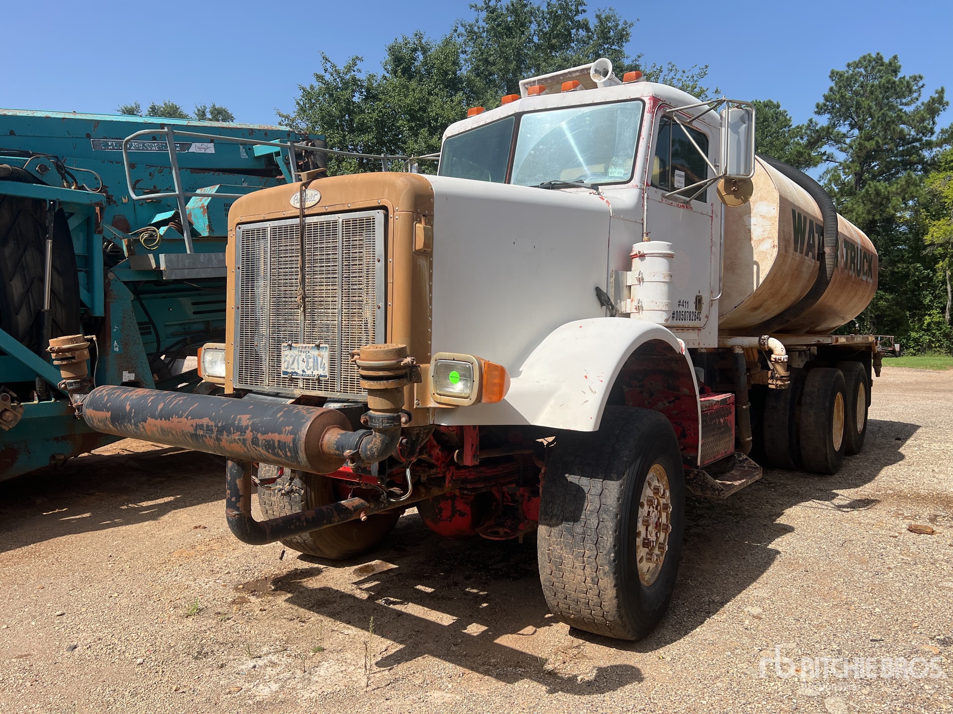 1994 Peterbilt 357 6x6 Water Truck