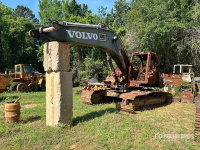 2007 Volvo EC290LC Excavatrice sur chenilles (Inoperable)