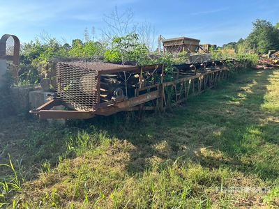 2015 18 in x 56 ft Stationary Transportador