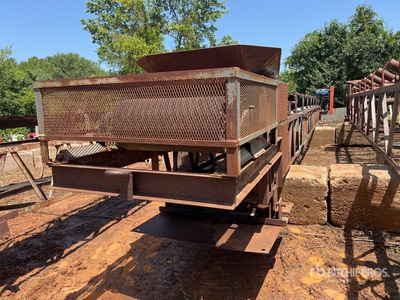 2015 IronCity 30 in x 40 ft Portable Radial Stacking Conveyor