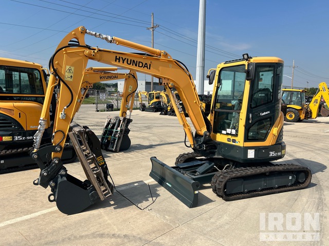 2023 Hyundai R35Z-9A Mini Excavator (Unused)