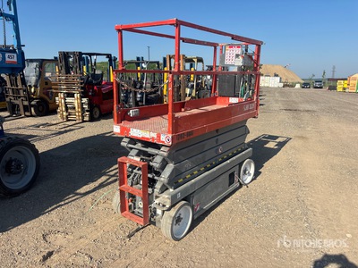 2014 Skyjack SJIII3226 Electric Piattaforma aerea verticale